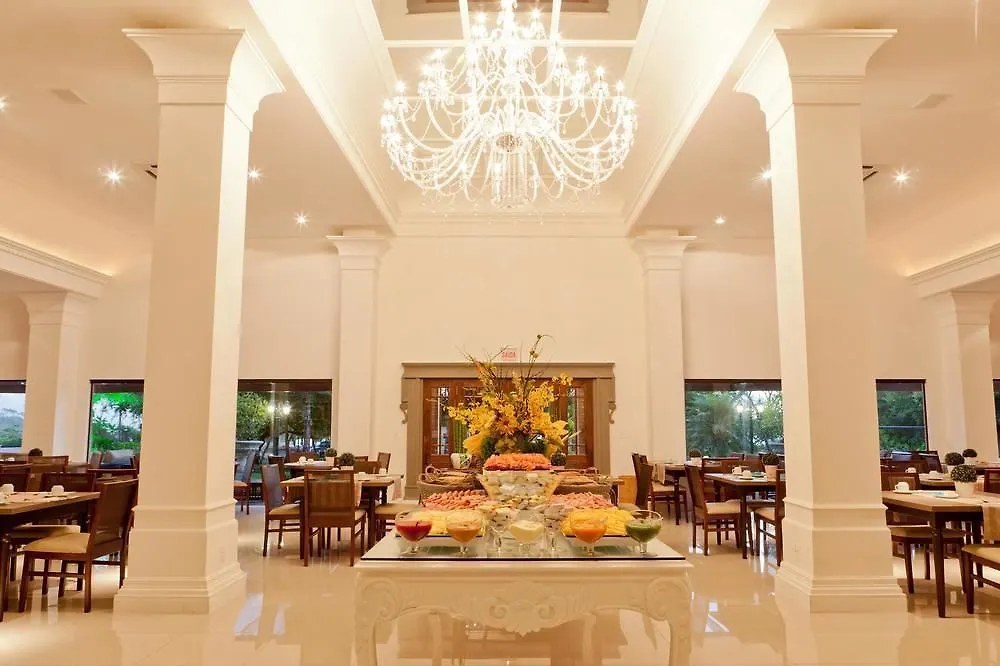 Infinity Blue Resort & Spa Balneario Camboriu 5*,